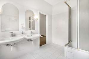 Property thumbnail 16