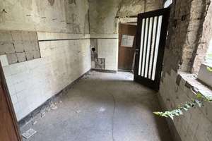 Denkmalschutzobjekt: historisches Wohnhaus ehemals Metzgerei m. riesiger Scheune in MZ-Bretzenheim – Zaybachstraße 27, 55128 Bretzenheim, Mainz – Vorschaubild 17