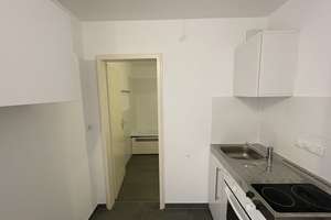 Helle 1-Zimmer-Wohnung mit Südloggia in München-Neuperlach – ideal als Dienstwohnung – Die vollständige Adresse der Immobilie erhältst du vom Anbieter., 81735 Neuperlach, München – Vorschaubild 6