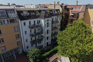 WOHNEN AM KARL-HEINE-KANAL // Attraktive 2-Zimmer-Wohnung mit Balkon im Trendviertel Plagwitz