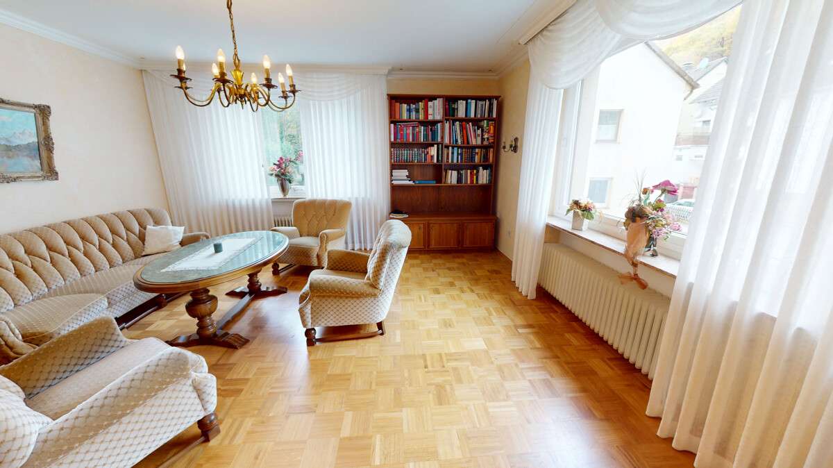 Immobilie in Werdohl - VR IMMO: Handwerkertraum: Zweifamilienhaus mit großer Garage und Werkstatt. - Bild 7