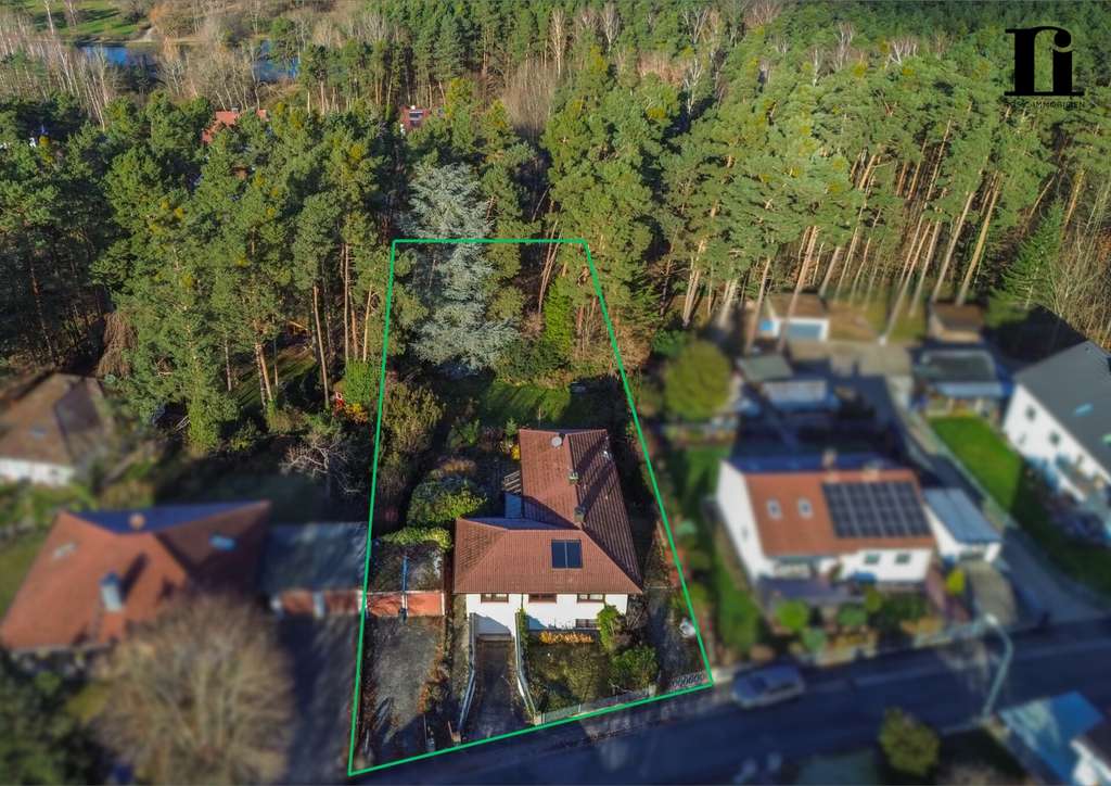 Immobilie in Möhrendorf - Neuer Preis! Einmaliges Waldrandgrundstück mit Bungalow in Röttenbach - Bild 0