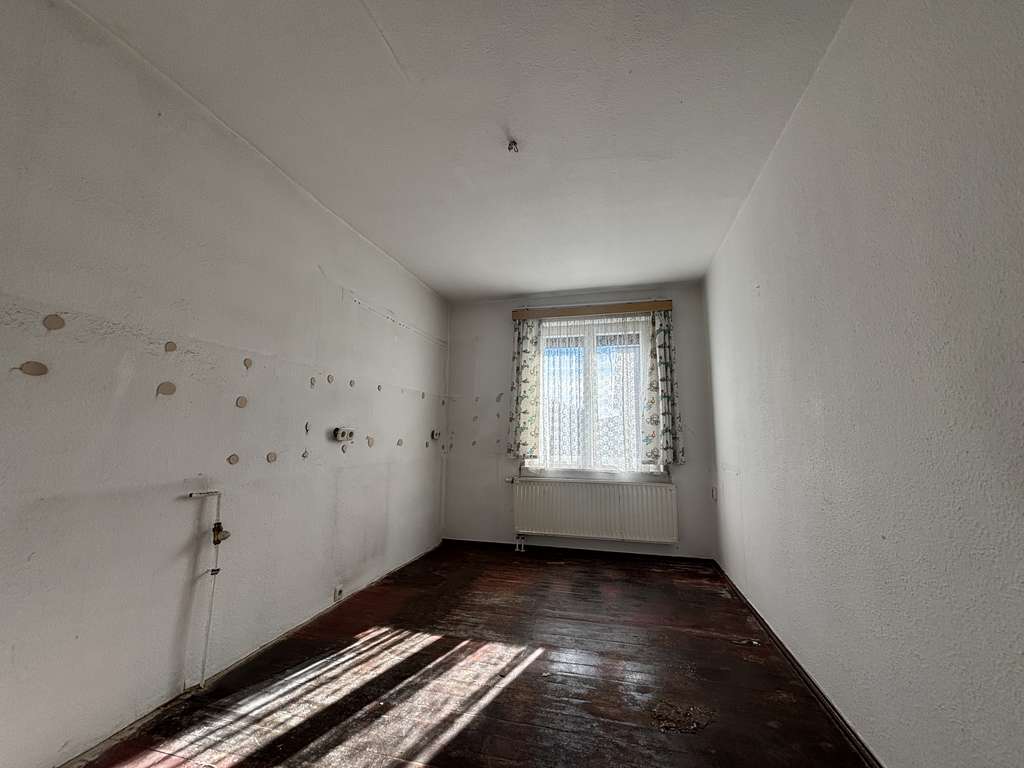 Immobilie in Wermsdorf - Freistehendes Einfamilienhaus mit herausragendem Grundstück und vielseitigem Potenzial - Bild 4