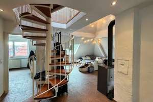 Maisonette-Flair mit Galerie, Kamin und Garage – ein Zuhause mit Charakter! – Die vollständige Adresse der Immobilie erhältst du vom Anbieter., 68239 Seckenheim, Mannheim – Vorschaubild 9