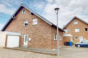Erftstadt! Freistehendes Ein-/ Zweifamilienhaus mit Sonnengarten! 2 Garagen und Stellplatz (SN 4886) – Die vollständige Adresse der Immobilie erhältst du vom Anbieter., 50374 Erftstadt – Vorschaubild 14