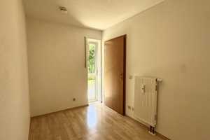 1,5 Zi. Erdgeschosswohnung mit Süd-Ostterrasse und Tiefgaragenstellplatz – Traunstein (Kreis) – Vorschaubild 6