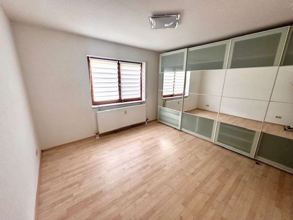 Schlafzimmer Ansicht 4