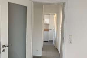 Helle renovierte 1-Zimmer-EG-Wohnung mit Einbauküche in Stuttgart-Möhringen