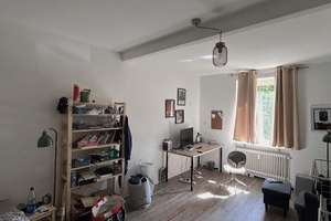 Wohnen mit Charakter: helle 2-Zimmer-Wohnung im Kasseler  Kepler-Kiez – 34127 Nord (Holland), Kassel – Vorschaubild 1