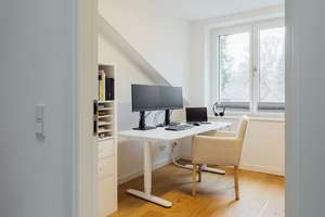 Architektonisches Townhouse auf parkähnlichen Grundstück – neuwertig, großzügig & familienfreundlich – Die vollständige Adresse der Immobilie erhältst du vom Anbieter., 22587 Blankenese, Hamburg – Vorschaubild 8