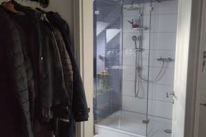 Zentral gelegene, ruhige, luftige, energieefiziente und loftartige Dachgeschosswohnung mit Galerie – Die vollständige Adresse der Immobilie erhältst du vom Anbieter., 90762 Stadtpark, Stadtgrenze, Fürth – Vorschaubild 30