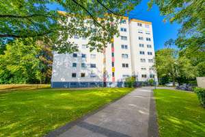 Viel Platz, viel Licht, viel Potenzial – 3 Zimmer mit Südbalkon in Aubing
