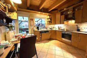 3 SEPARATE WOHNEINHEITEN MIT MAXIMALEM POTENZIAL! - 11 ZIMMER - 273 m² - 1000m² GRUNDSTÜCK – Die vollständige Adresse der Immobilie erhältst du vom Anbieter., 38108 Hondelage, Braunschweig – Vorschaubild 9