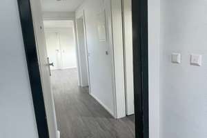 Helle, top Lage teil möblierte 2-Zimmer Dachgeschosswohnung in Stuttgart – Schmidener Straße 210C, 70374 Muckensturm, Stuttgart – Vorschaubild 2