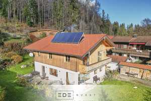 Ökologisches, energieeffizientes Einfamilienhaus mit hervorragendem Wohnklima und traumhaftem Garten – Miesbach (Kreis) – Vorschaubild 1