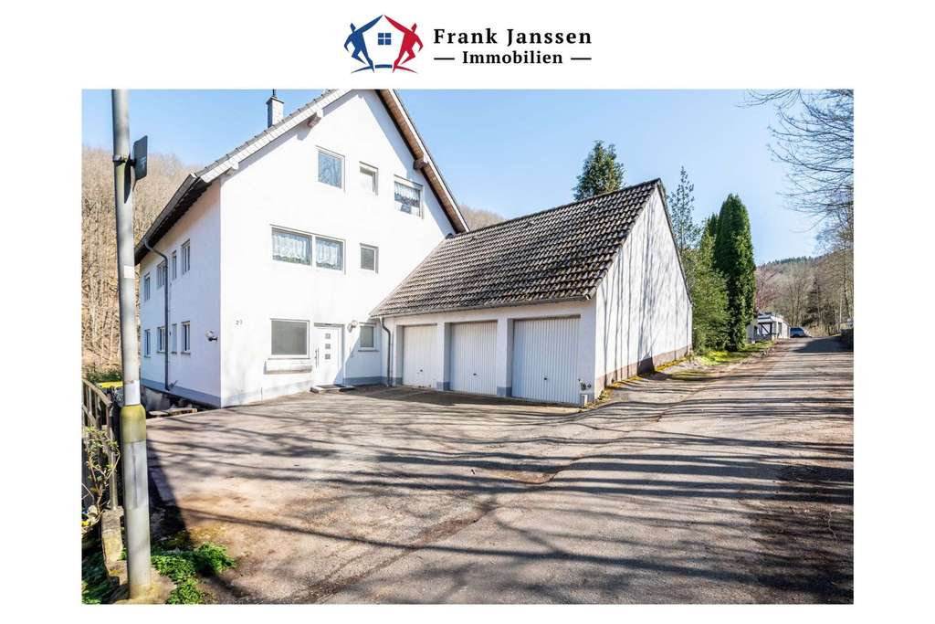 Immobilie in Schleiden - Eigentumswohnung mit Balkon & Garage - BJ 1995 - 3 Schlafzimmer & 2 Badezimmer - Bild 0