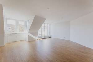 SONNIGES WOHNGLÜCK – LICHTDURCHFLUTETE 2-ZIMMER-DACHGESCHOSSWOHNUNG MIT ZWEI LOGGIEN – Die vollständige Adresse der Immobilie erhältst du vom Anbieter., 81929 Englschalking, München – Vorschaubild 5