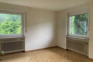 73207 Plochingen: Großes Reihenendhaus + ein herrlicher Garten. Garage. Frei. Modernisierungsbedarf. – Esslingen (Kreis) – Vorschaubild 12