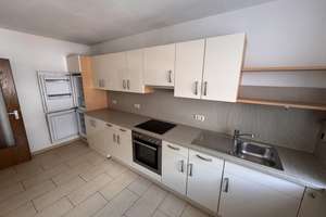 Zentral gelegene 3,5-Zimmer-Wohnung mit Balkon und grünem Ausblick – Robert-Koch-Straße 31, 45879 Altstadt, Gelsenkirchen – Vorschaubild 14