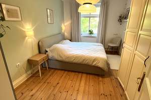 Schöne 3-Zimmer-Altbauwohnung mit großem Balkon in zentraler Lage in Hamburg-Eimsbüttel – Die vollständige Adresse der Immobilie erhältst du vom Anbieter., 20357 Eimsbüttel (Ortsteil), Hamburg – Vorschaubild 4