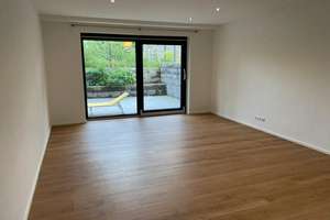 Helle 1-Zimmer-Wohnung mit großzügiger Terrasse und Einbauküche