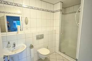 Einfamilienhaus mit 5 Zimmern und Garage in Hennef (Sieg) mit Möglichkeit zur weiteren Bebauung – Stoßdorfer Straße 36, 53773 Hennef (Sieg) – Vorschaubild 9