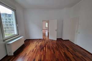 **Helle 5,5-Zimmer-Wohnung mit Balkon und EBK im Stuttgarter Westen** – Die vollständige Adresse der Immobilie erhältst du vom Anbieter., 70178 Rotebühl, Stuttgart – Vorschaubild 8