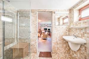 Property thumbnail 10