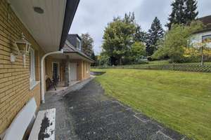 Exklusive Villa mit großem Garten, Pool und Ausbaupotenzial – Die vollständige Adresse der Immobilie erhältst du vom Anbieter., 61276 Weilrod – Vorschaubild 2