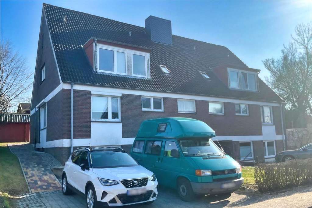 Immobilie in Kiel - Sehr gepflegtes u. modernisiertes MFH in ruhiger Lage - Bild 1