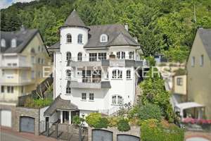 Exklusive Stadtvilla mit Privatsphäre und Panoramablick zur Reichsburg in bester Mosellage – Die vollständige Adresse der Immobilie erhältst du vom Anbieter., 56812 Cochem – Vorschaubild 1