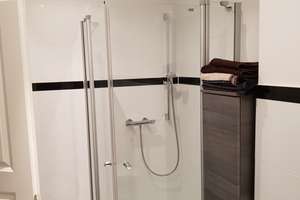 Rarität: 3 sonnige Zimmer mit Dachterrasse und 2 Bädern ggü. Fuggerei – Jakoberstr. 35, 86152 Jakobervorstadt-Nord, Augsburg – Vorschaubild 12