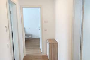 Helles 12 m²-WG-Zimmer in hochwertiger, neu gegründeter 2er-WG (57 m² Wohnung) – Die vollständige Adresse der Immobilie erhältst du vom Anbieter., 70469 Siegelberg, Stuttgart – Vorschaubild 2