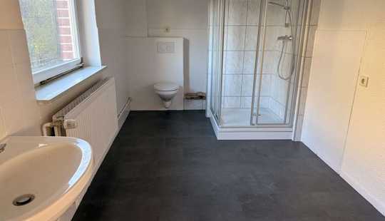 Bild von Teilmodernisiertes Fachwerkhaus: Selbst einziehen oder 11% Rendite (1020 KM/m 4 Jahre fest)