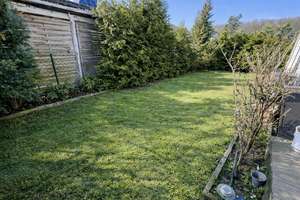 Berlin-Biesdorf: Stilvolle Stadtvilla auf 490 m² GST inkl. Terrasse & Garten in ruhiger Wohnlage ! – Die vollständige Adresse der Immobilie erhältst du vom Anbieter., 12683 Biesdorf, Berlin – Vorschaubild 4