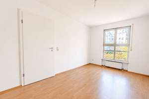 Zuhause mit Weitblick – solide Substanz, energetisch gut aufgestellt und bereit für Ihre Wohnideen – Die vollständige Adresse der Immobilie erhältst du vom Anbieter., 4107 Zentrum-Süd, Leipzig – Vorschaubild 4