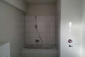 Ansprechende 3-Zimmer-Wohnung mit Balkon in Mannheim – Lassallestraße 8, 68199 Neckarau, Mannheim – Vorschaubild 4