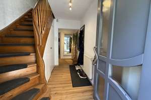 EINFAMILIENWOHNHAUS 
MIT GARAGE IN HOPFACH
VOLLSTÄNDIG RENOVIERT – Die vollständige Adresse der Immobilie erhältst du vom Anbieter., 74549 Wolpertshausen – Vorschaubild 10
