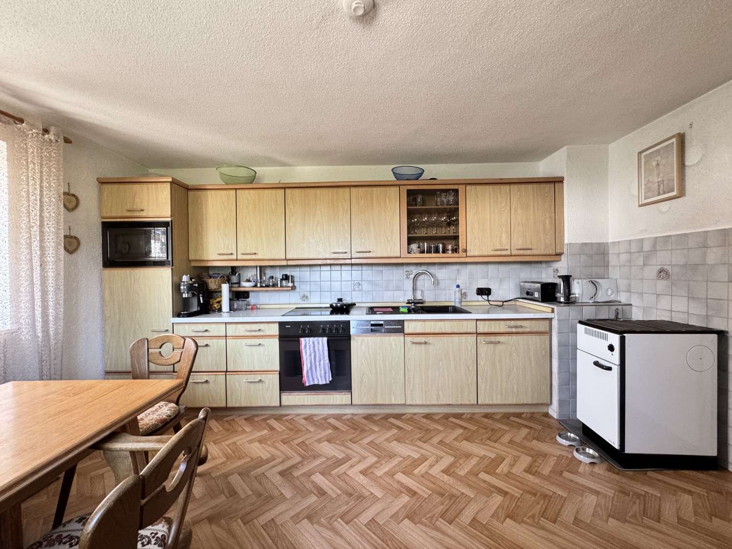 Immobilie in Haiming - Natur und Ruhe pur – Idyllisches Anwesen mit Fischteich, Bachlauf und großem Gartenparadies - Bild 3