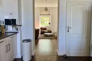 2-Zimmer-Wohnung  Altbau-Traum mit Südwestbalkon & viel Sonne  – Die vollständige Adresse der Immobilie erhältst du vom Anbieter., 40223 Bilk, Düsseldorf – Vorschaubild 3