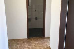 Neu renovierte 2-Zi.-Wohnung mit Balkon sucht nette Mieter – 90443 Steinbühl, Nürnberg – Vorschaubild 6