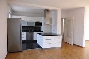 Berlin-Nikolassee: Charmantes, freistehendes Einfamilienhaus mit Potential auf Traumgrundstück! – Die vollständige Adresse der Immobilie erhältst du vom Anbieter., 14129 Nikolassee, Berlin – Vorschaubild 4