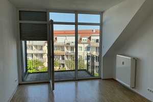 Sehr schöne helle 2 Zi. - Wohnung mit Balkon in Untergiesing-Harlaching – Oberbibergerstr. 10, 81547 München – Vorschaubild 1