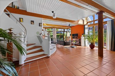 Architektenhaus mit großzügigem Wohnkonzept und hochwertiger Ausstattung