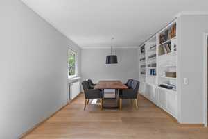 Traumhaftes 5-Zimmer-Einfamilienhaus mit gehobener Innenausstattung und EBK in begehrter Lage – Stormarn (Kreis) – Vorschaubild 4