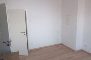 Pasing Zentrum nach Altbausanierung: Helle 1-Zimmer-Wohnung in saniertem Wohnhaus – Ebenböckstr. 12, 81241 Pasing, München – Vorschaubild 2