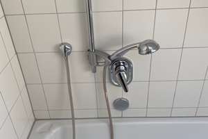 FRISCHE BRISE zum Einziehen: Schöne 2-Zimmer-Dachgeschosswohnung "nur für Einzelperson geeignet" ! – Aarstr. 52a, 65195 Nordost, Wiesbaden – Vorschaubild 17