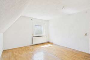 Wohnen mit Geschichte – charmantes Denkmalhaus mit Garten auf Erbpachtgrundstück – 65934 Nied, Frankfurt am Main – Vorschaubild 8