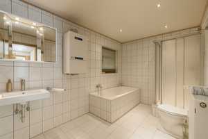 Modernisierter Bungalow mit großem Grundstück und Platz fürs Homeoffice Dortmund West – Dortmund – Vorschaubild 6