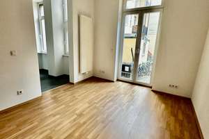 4-Zimmer +sehr großer Garten in begehrter Lage Ostend/Bornheim -SANIERT! MIETERFREI! OHNE PROvISION